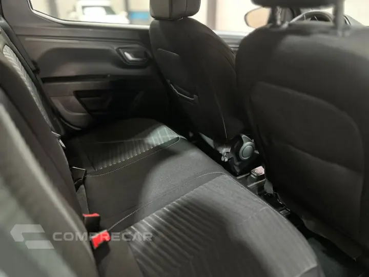 Strada 1.3 4P FIREFLY FLEX VOLCANO CABINE DUPLA