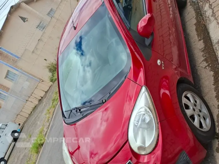 J2 1.4 16V Gasolina 4P Manual