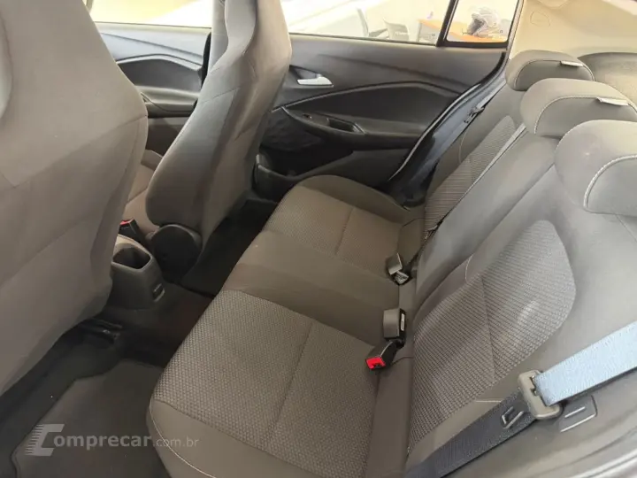 ONIX SEDAN Plus LT 1.0 12V Flex 4p Mec.