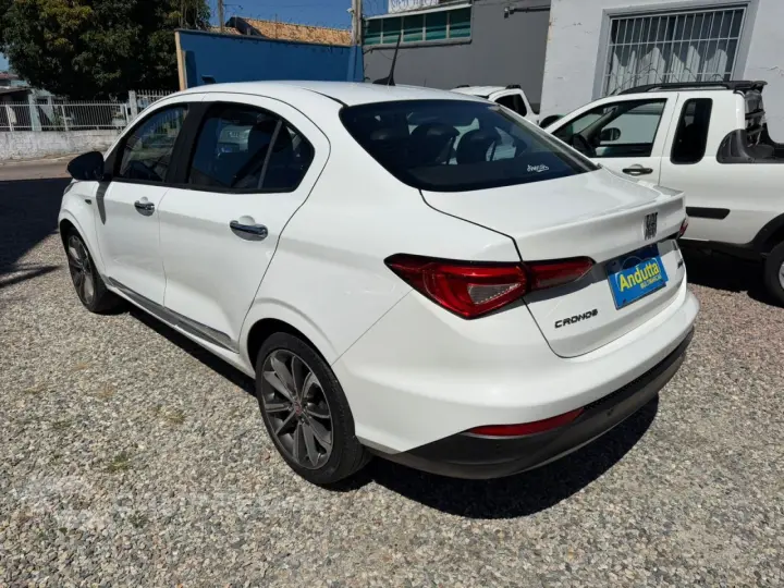 Cronos 1.8 4P FLEX PRECISION AUTOMÁTICO