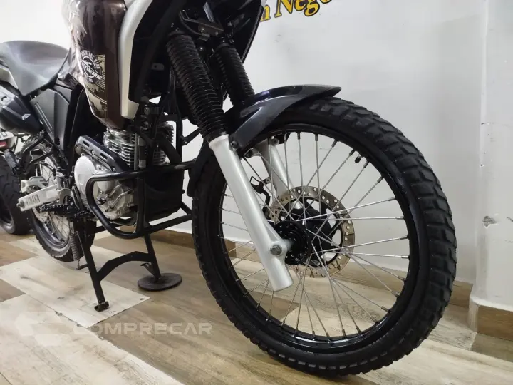 XTZ 250 TENERE