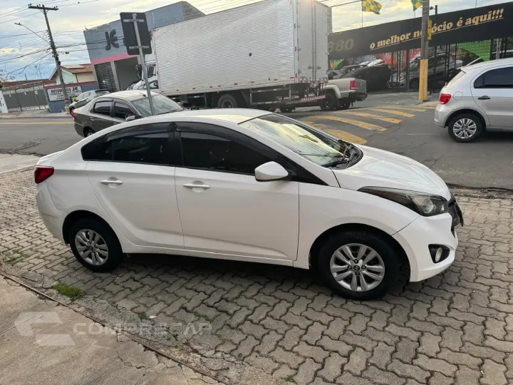 HB20S 1.6 Comfort Plus 16V