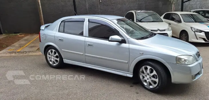 ASTRA 2.0 MPFI Advantage 8V