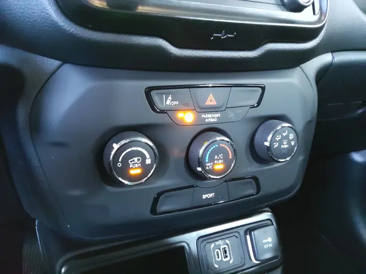 RENEGADE 1.3 T270 TURBO FLEX SPORT AT6