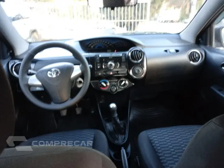 ETIOS 1.5 X SEDAN 16V FLEX 4P MANUAL