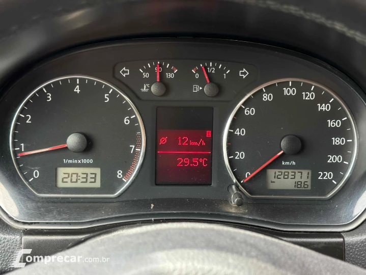 POLO SEDAN 1.6 MI 8V FLEX 4P MANUAL