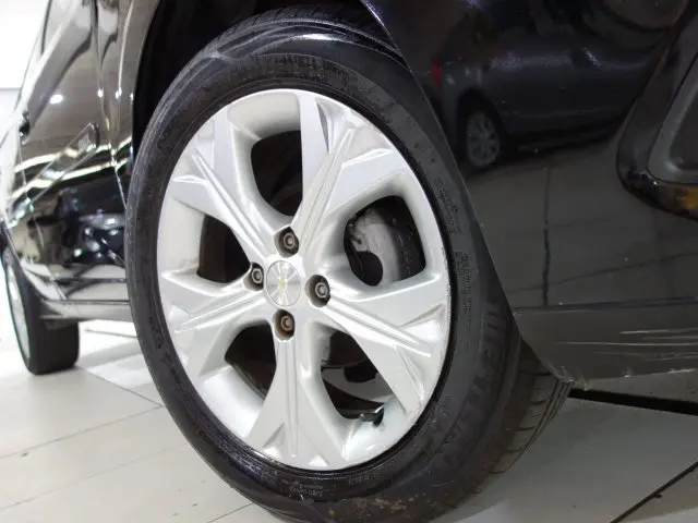 ONIX - 1.4 MPFI LT 8V 4P MANUAL