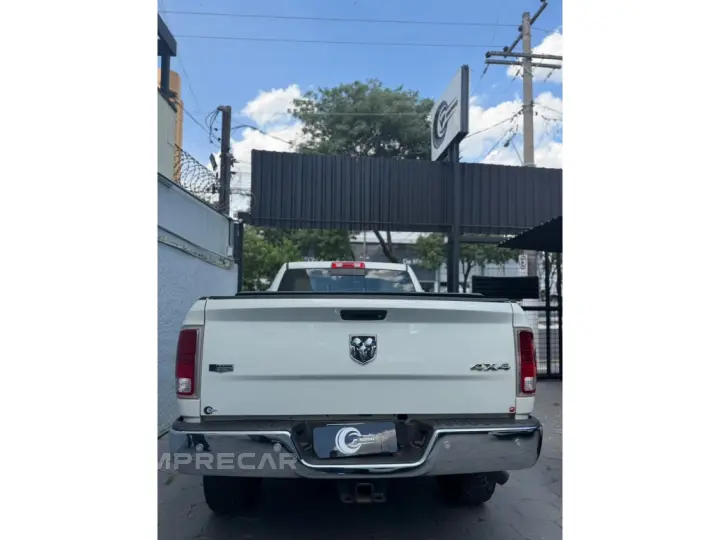 2500 6.7 LARAMIE 4X4 CD I6 TURBO DIESEL 4P AUTOMÁTICO