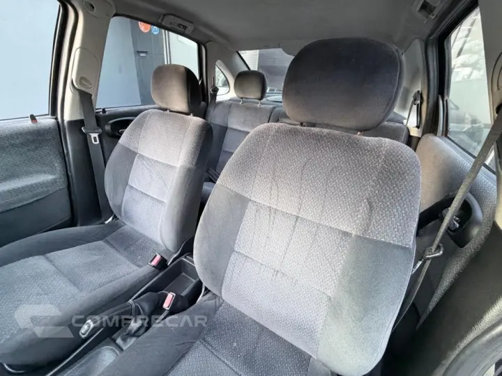VECTRA 2.0 MPFI GLS 8V GASOLINA 4P MANUAL