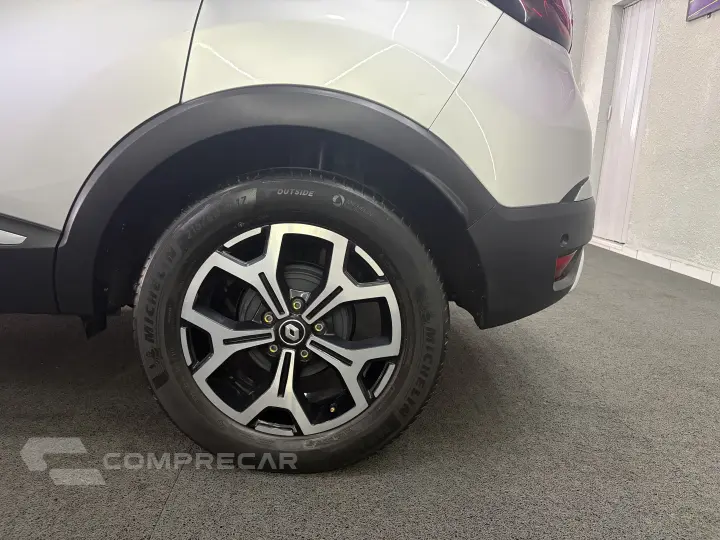 CAPTUR 1.3 TCE Iconic
