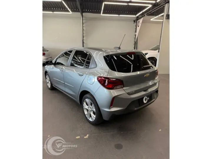 ONIX 1.0 TURBO FLEX LTZ AUTOMÁTICO