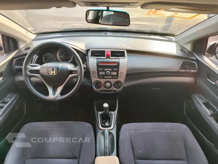 CITY Sedan LX 1.5 Flex 16V 4p Mec.
