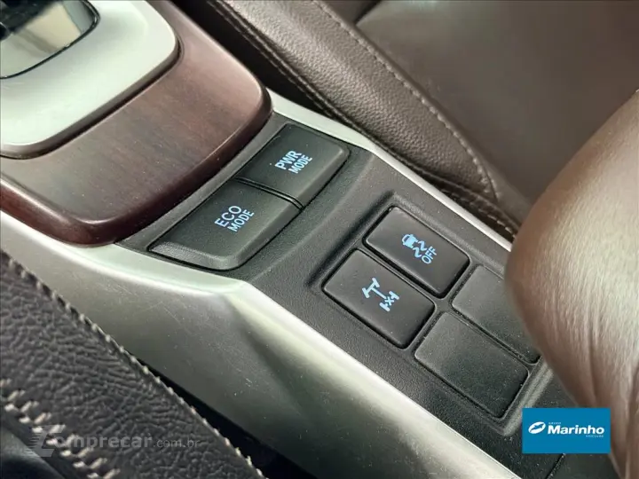 HILUX SW4 2.8 SRX 4X4 7 LUGARES 16V TURBO INTERCO