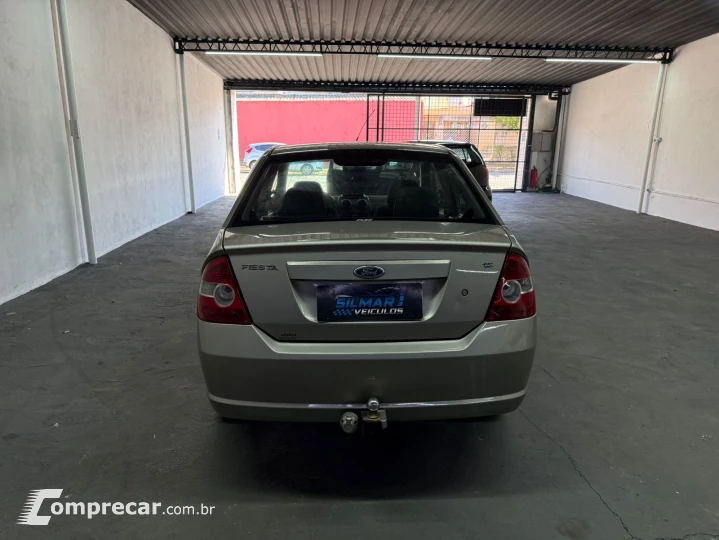 FIESTA 1.6 Rocam SE Sedan 8V