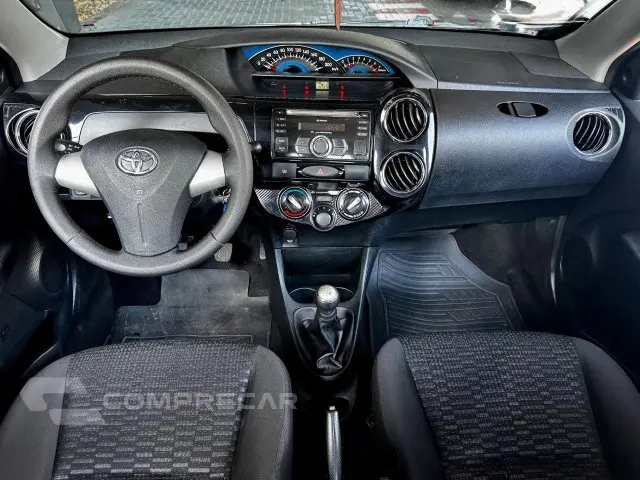 ETIOS HATCH - 1.5 XS 16V 4P MANUAL
