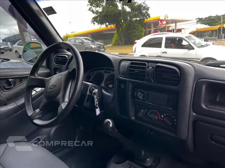 S10 2.4 MPFI Advantage 4X2 CD 8V