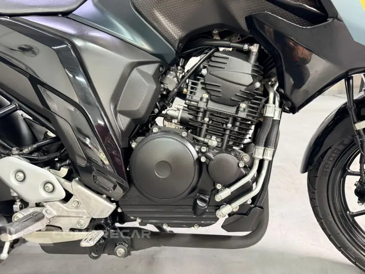 Fazer 250