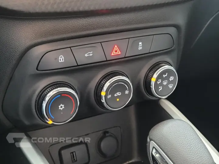 ONIX SEDAN Plus LTZ 1.0 12V TB Flex Aut.