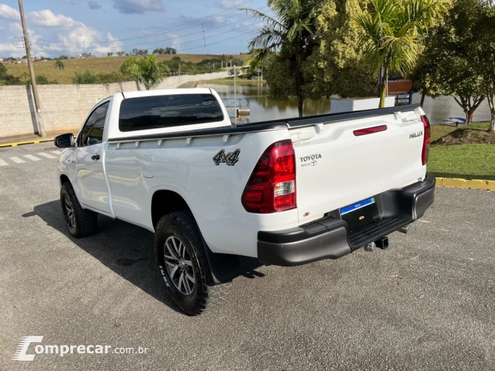 HILUX 2.8 D-4D TURBO DIESEL CS 4X4 MANUAL