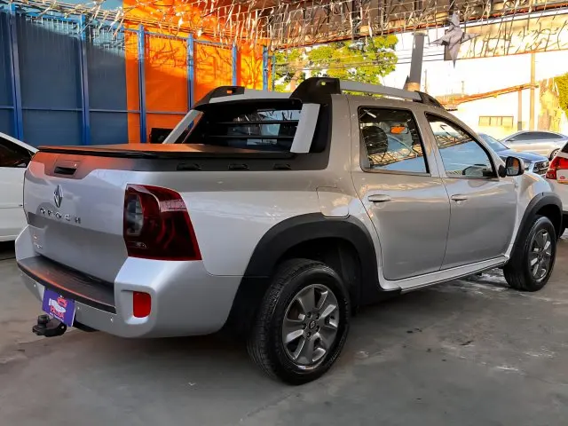 DUSTER OROCH - 2.0 16V DYNAMIQUE 4P AUTOMÁTICO