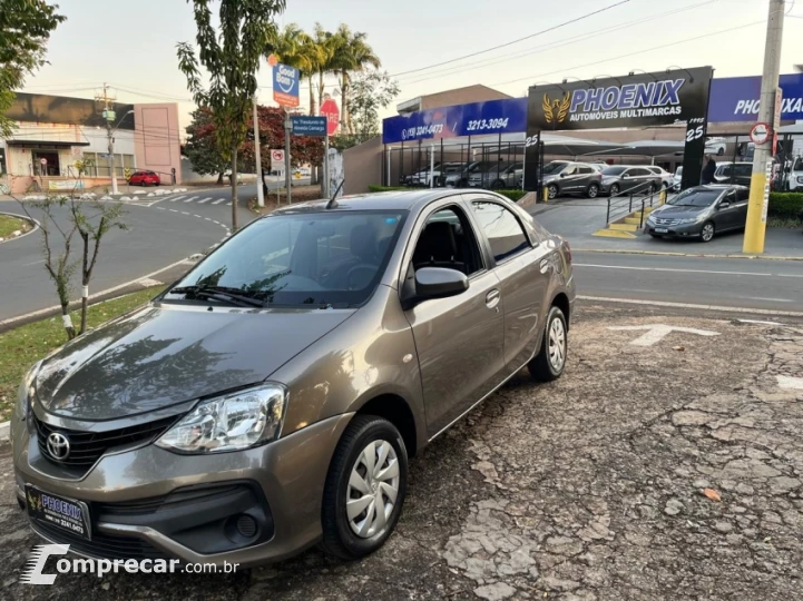 ETIOS 1.5 X Plus Sedan 16V