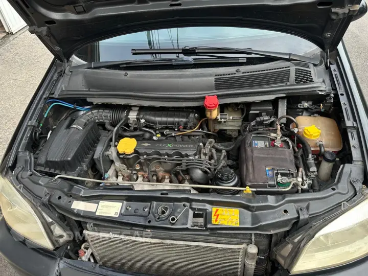 Zafira 2.0 4P ELITE FLEX 7 LUGARES AUTOMÁTICO