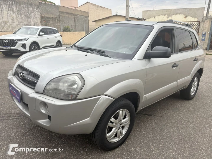 TUCSON 2.0 GL 2WD 16V