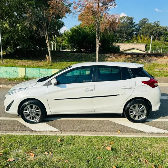 YARIS 1.5 16V XL Plus Connect