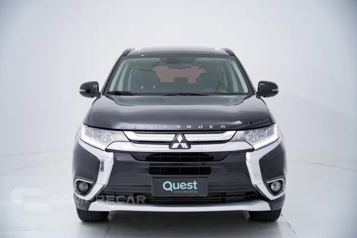 OUTLANDER 2.2 165cv Diesel Aut.