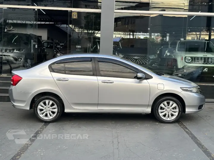 CITY Sedan LX 1.5 Flex 16V 4p Mec.