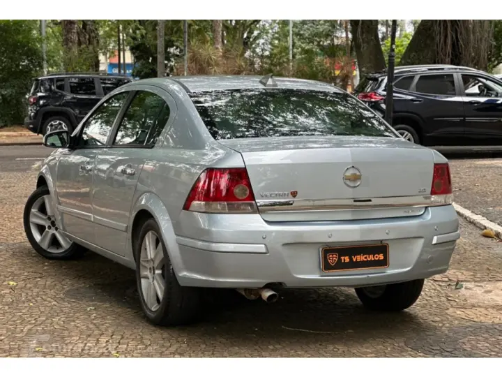 VECTRA 2.0 MPFI ELEGANCE 8V FLEX 4P AUTOMÁTICO