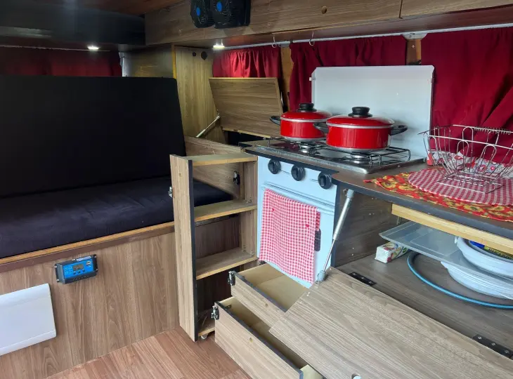 KOMBI 1.6 FURGÃO 8V GASOLINA 3P MANUAL