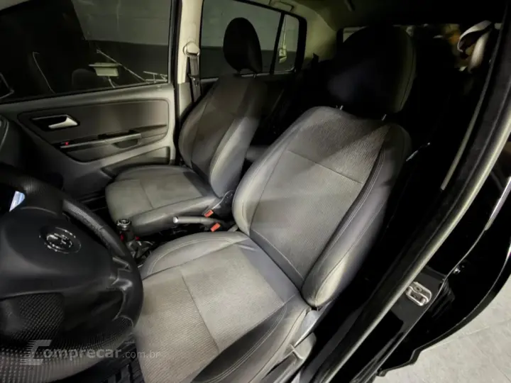 FOX 1.6 MI 8V FLEX 4P MANUAL