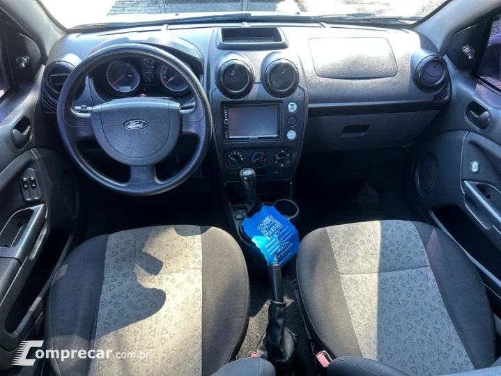 Fiesta Sedan 1.0 8V Flex 4p