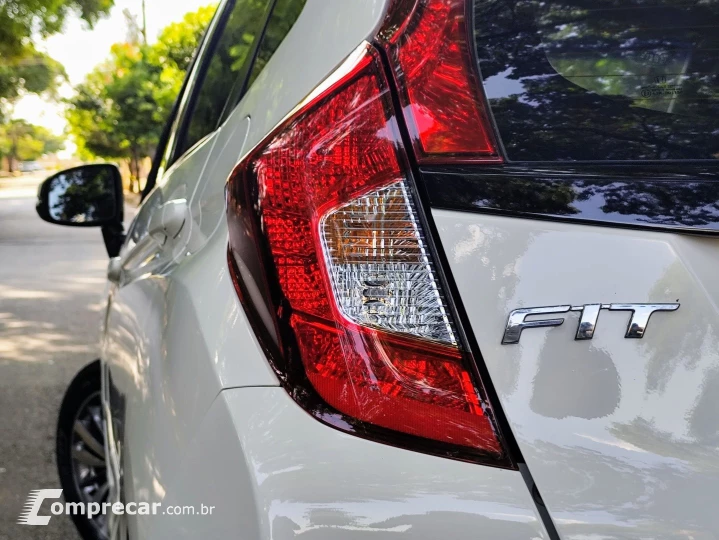 FIT 1.5 EX 16V FLEX 4P AUTOMÁTICO