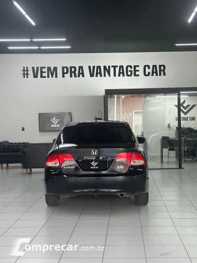 CIVIC 1.8 LXL 16V