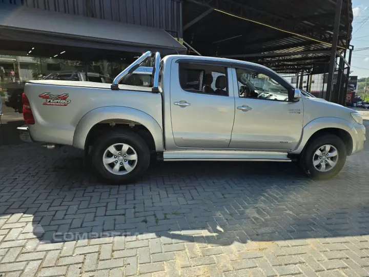 HILUX 3.0 SRV 4X4 CD 16V TURBO INTERCOOLER DIESEL 4P AUTOMÁT