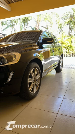 XC60 2.0 T5 Kinetic