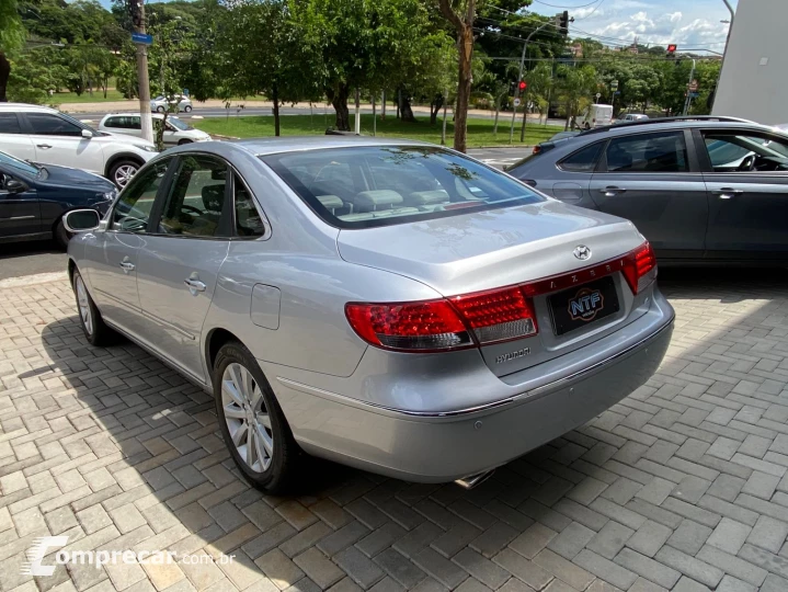 AZERA 3.0 MPFI GLS V6 24V