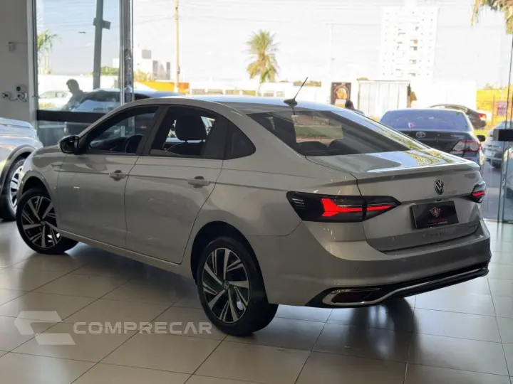 Virtus 1.0 4P 200 TSI FLEX HIGHLINE AUTOMÁTICO