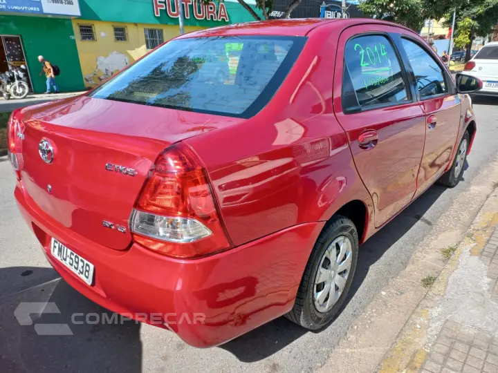ETIOS 1.5 XS Sedan 16V
