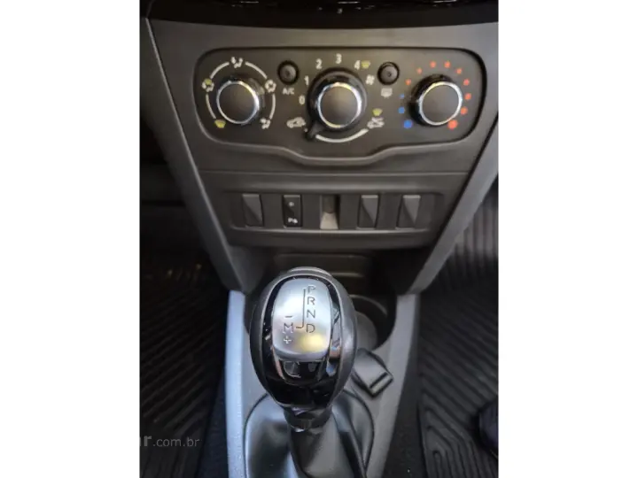 LOGAN 1.6 16V SCE FLEX ZEN X-TRONIC