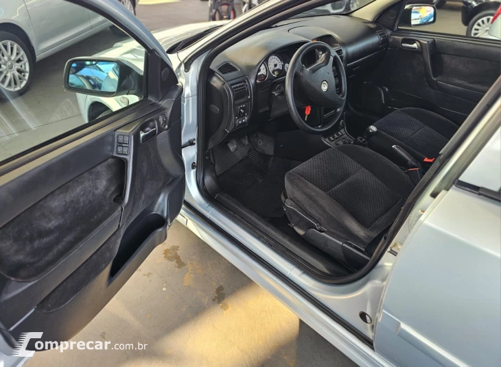 ASTRA 2.0 MPFI Advantage 8V