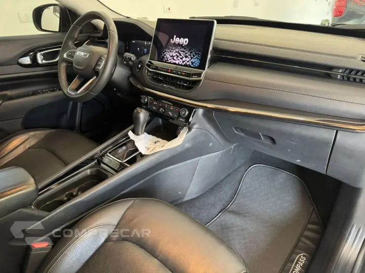 Compass 1.3 16V 4P FLEX LIMITED T270 TURBO AUTOMÁTICO