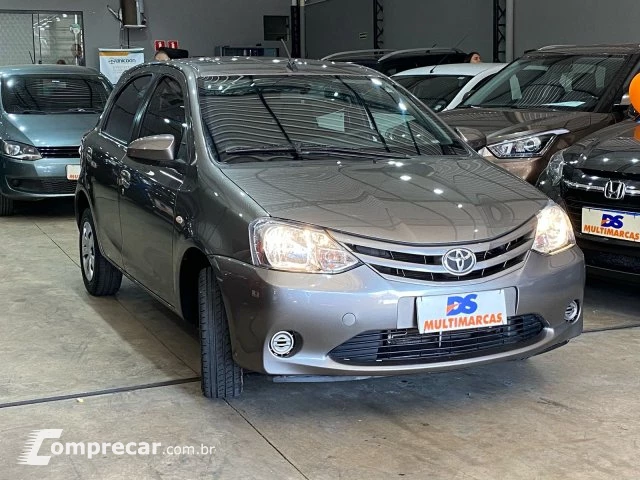 ETIOS HATCH - 1.5 XS 16V 4P AUTOMÁTICO