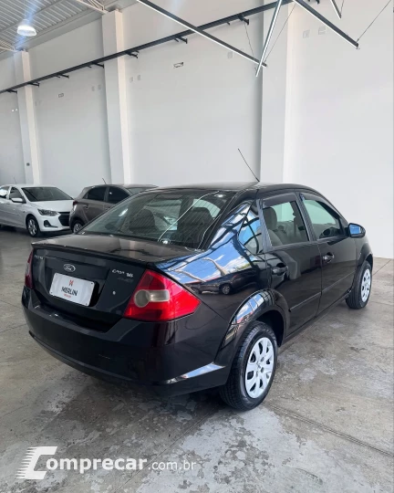 FIESTA 1.6 MPI Class Sedan 8V