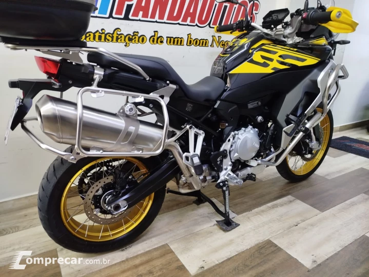 F 850 GS ADVENTURE 40 ANOS