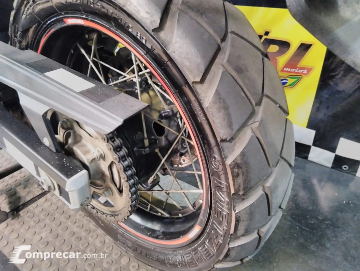 V-strom 650