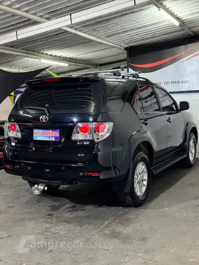 Hilux SW4 SR 4x2 2.7/ 2.7 Flex 16V Aut.