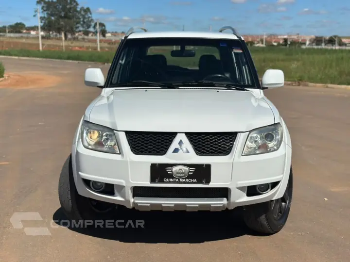 PAJERO TR4 2.0 4X4 16V 140CV FLEX 4P AUTOMÁTICO